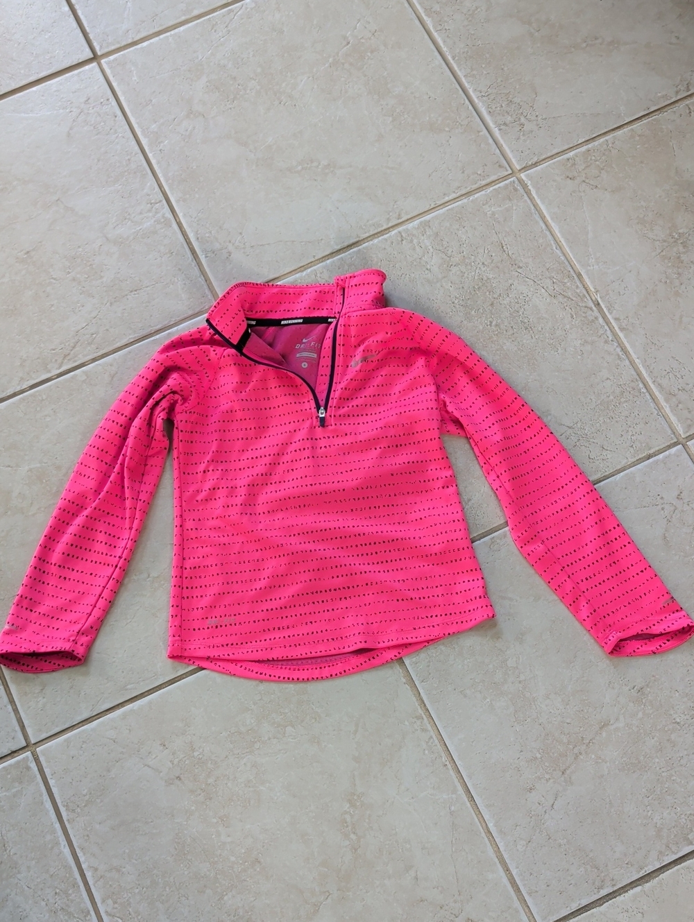 Nike Girls' Bright Pink Quarter-Zip Pullover Size 6 Small